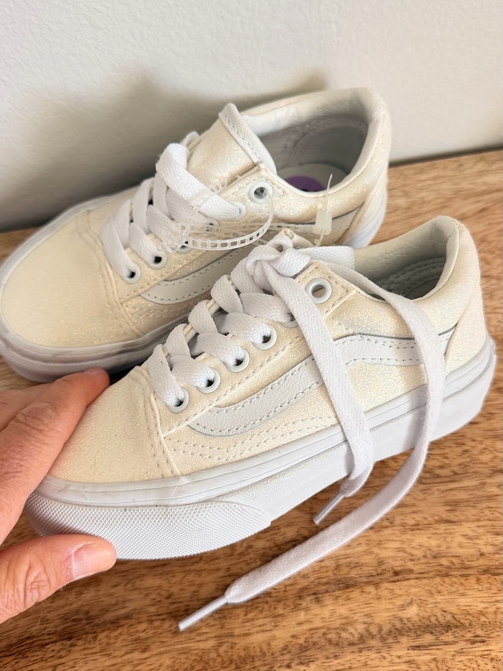 Vans Kids Sparkle Old Skool Sneakers in Ivory White